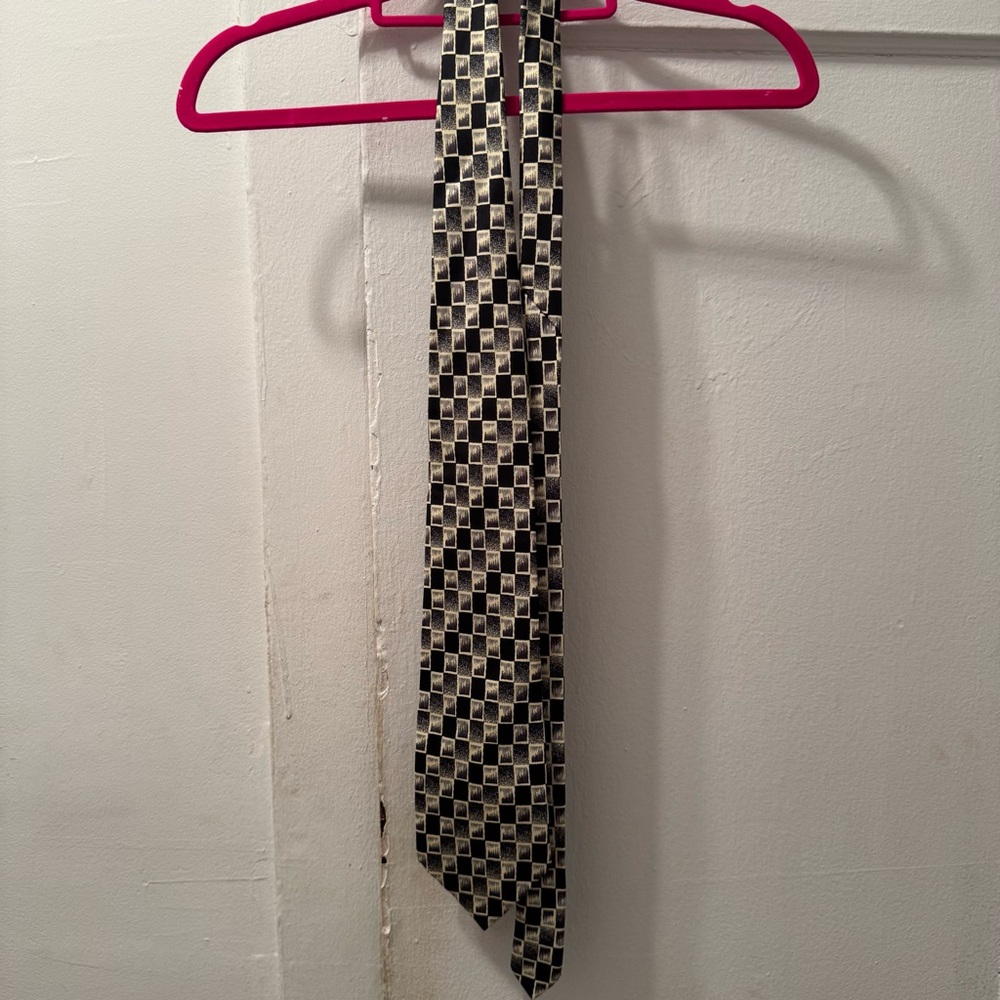 Next Black and Gold Tie Elegant Accessories